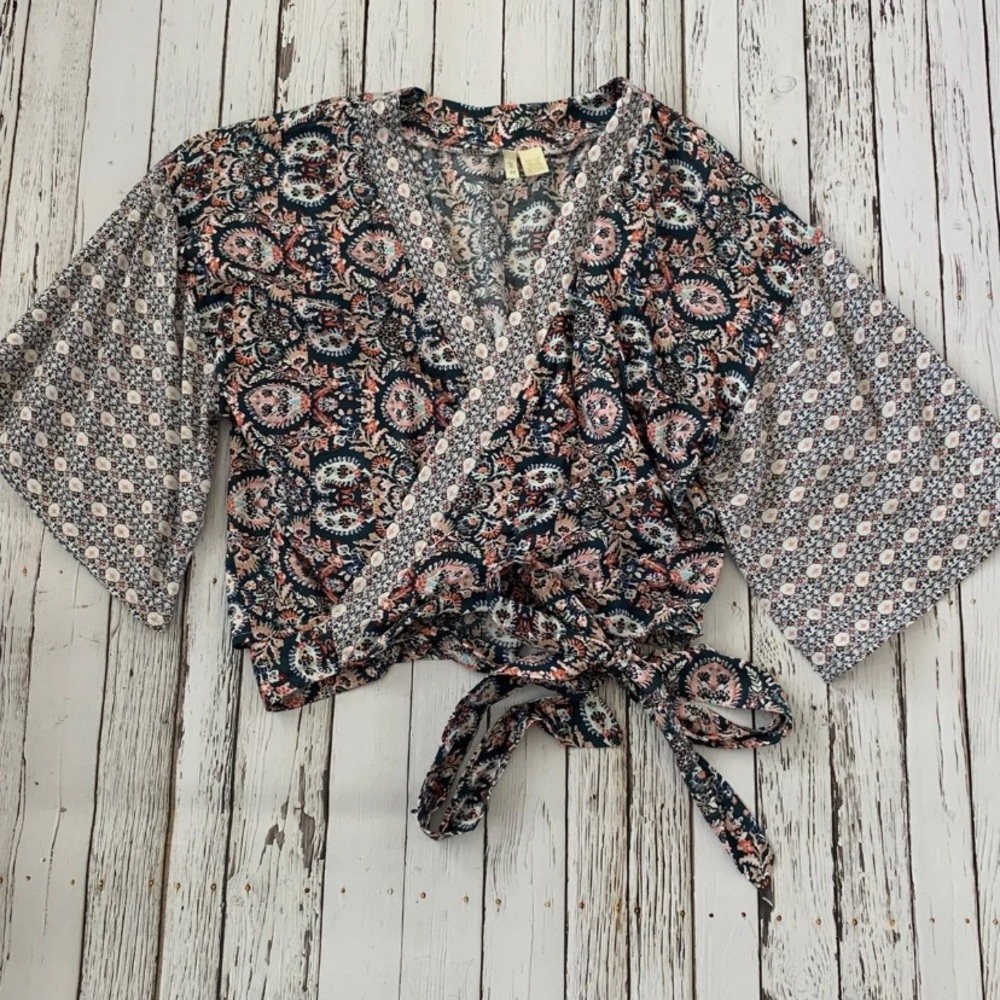 Cross Tie Crop Top
